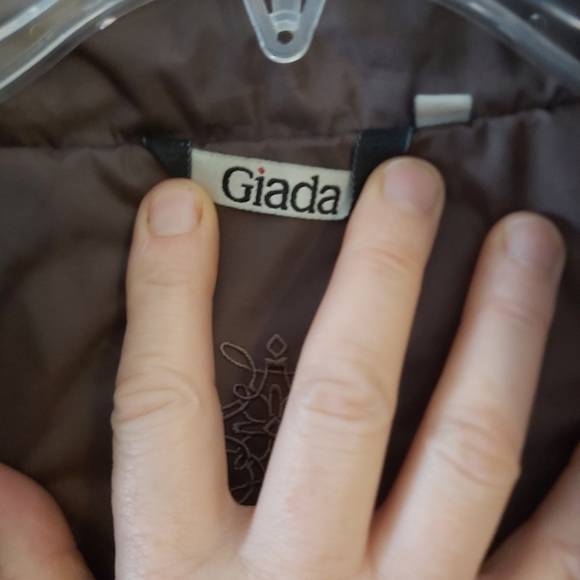 Light weight jacket - Picture 3 of 5